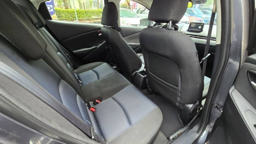 2019 Toyota Yaris LE Auto