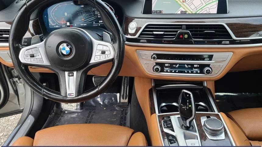 2021 BMW 750i xDrive