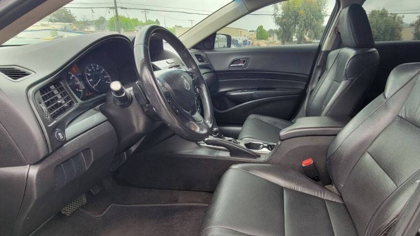 2013 Acura ILX 2.0L Automatic with Technology Package