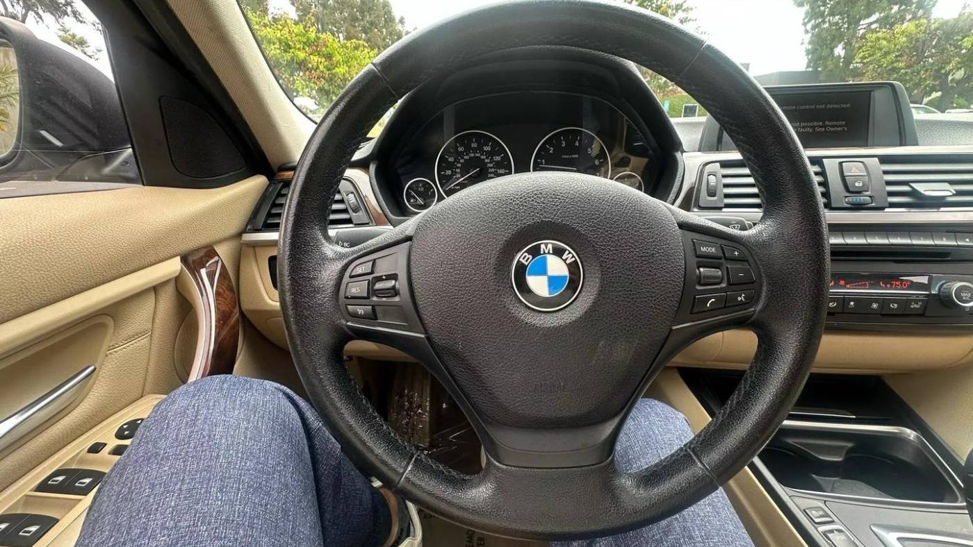 2013 BMW 328i Sedan