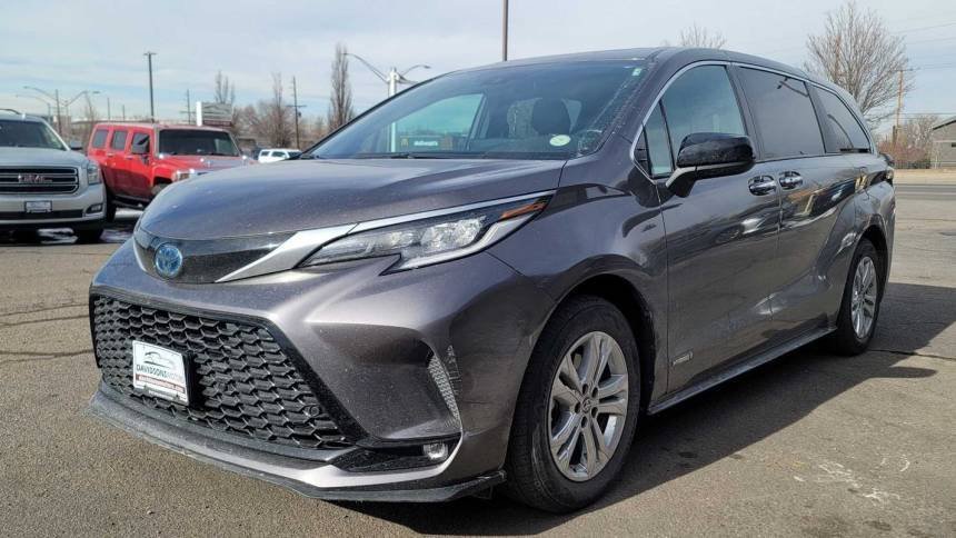 2021 Toyota Sienna XSE 7-Passenger AWD Nat’l