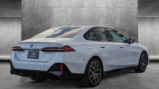 2024 BMW i5 M60