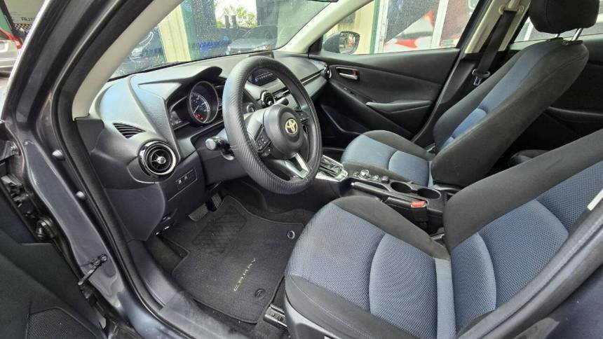 2019 Toyota Yaris LE Auto