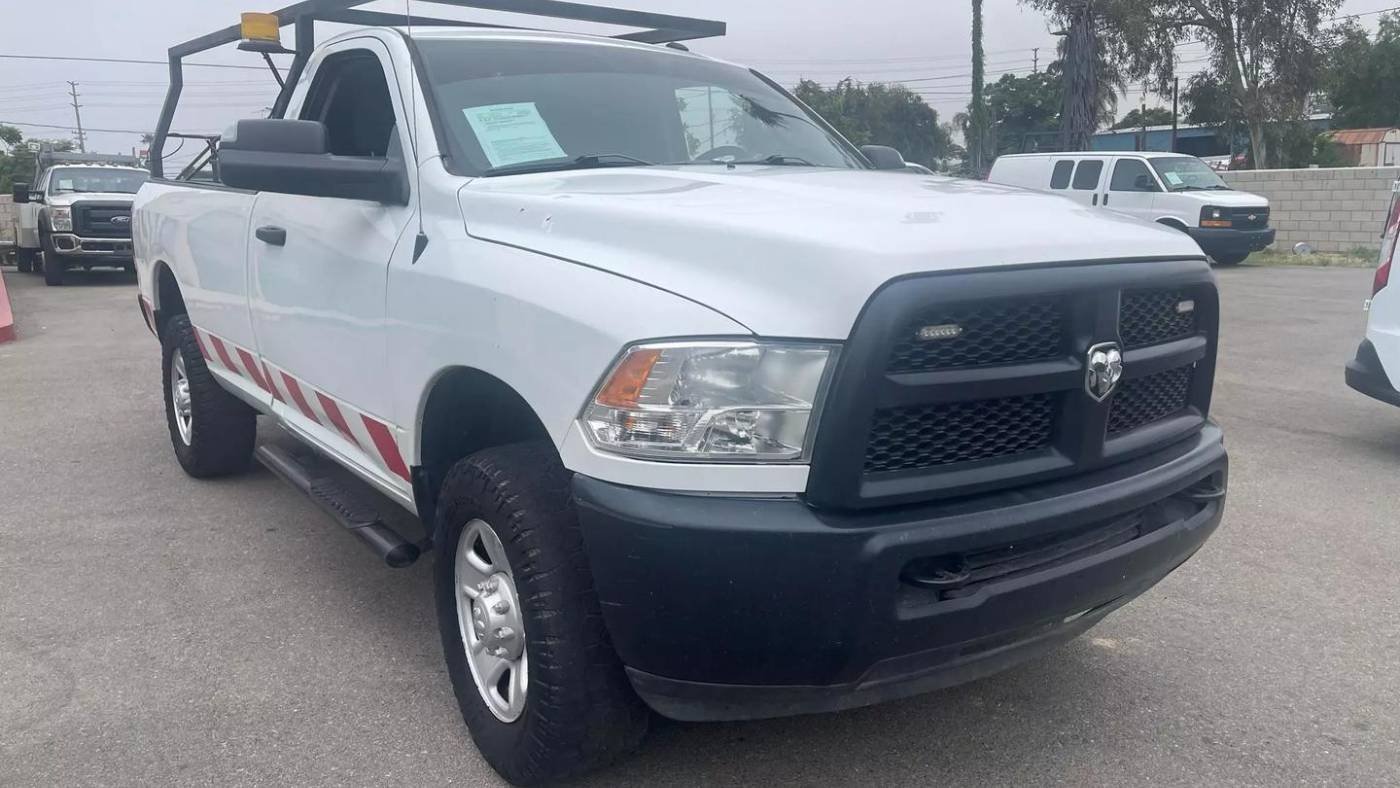 2018 Ram 2500 Tradesman Regular Cab 8′ Box 4WD