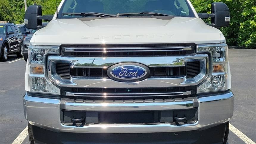 2022 Ford Super Duty F-250 XLT Crew Cab 6.75′ Box 4WD