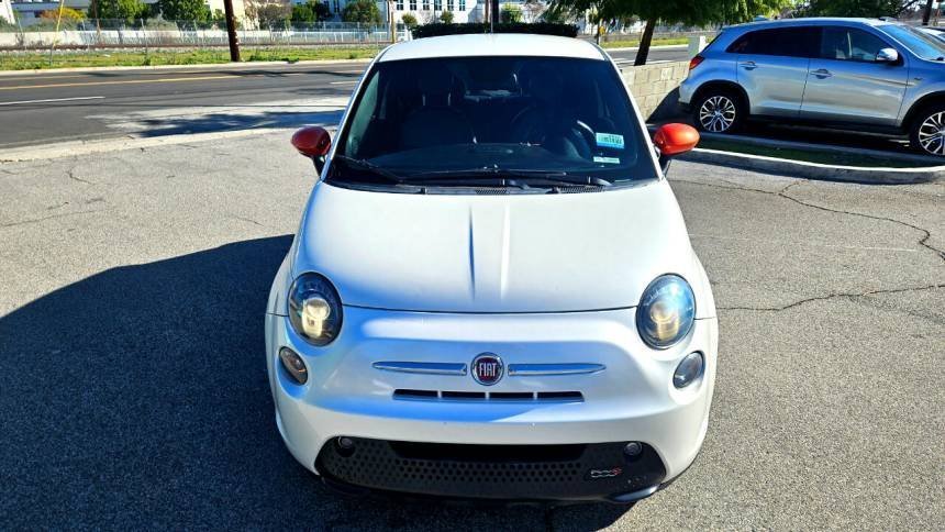 2015 FIAT 500e Hatchback