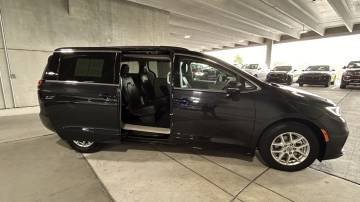 2022 Chrysler Pacifica Touring L FWD
