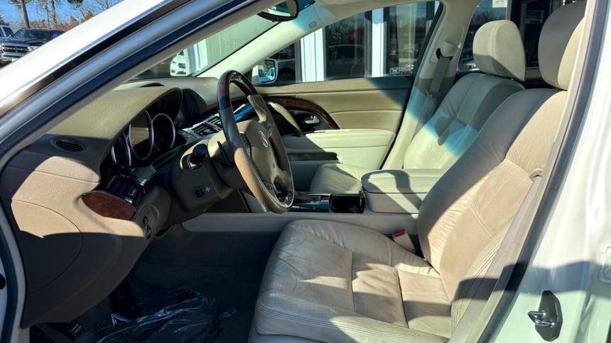 2012 Acura RL with Technology Package