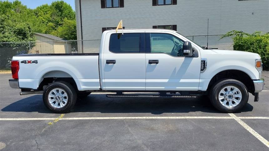 2022 Ford Super Duty F-250 XLT Crew Cab 6.75′ Box 4WD
