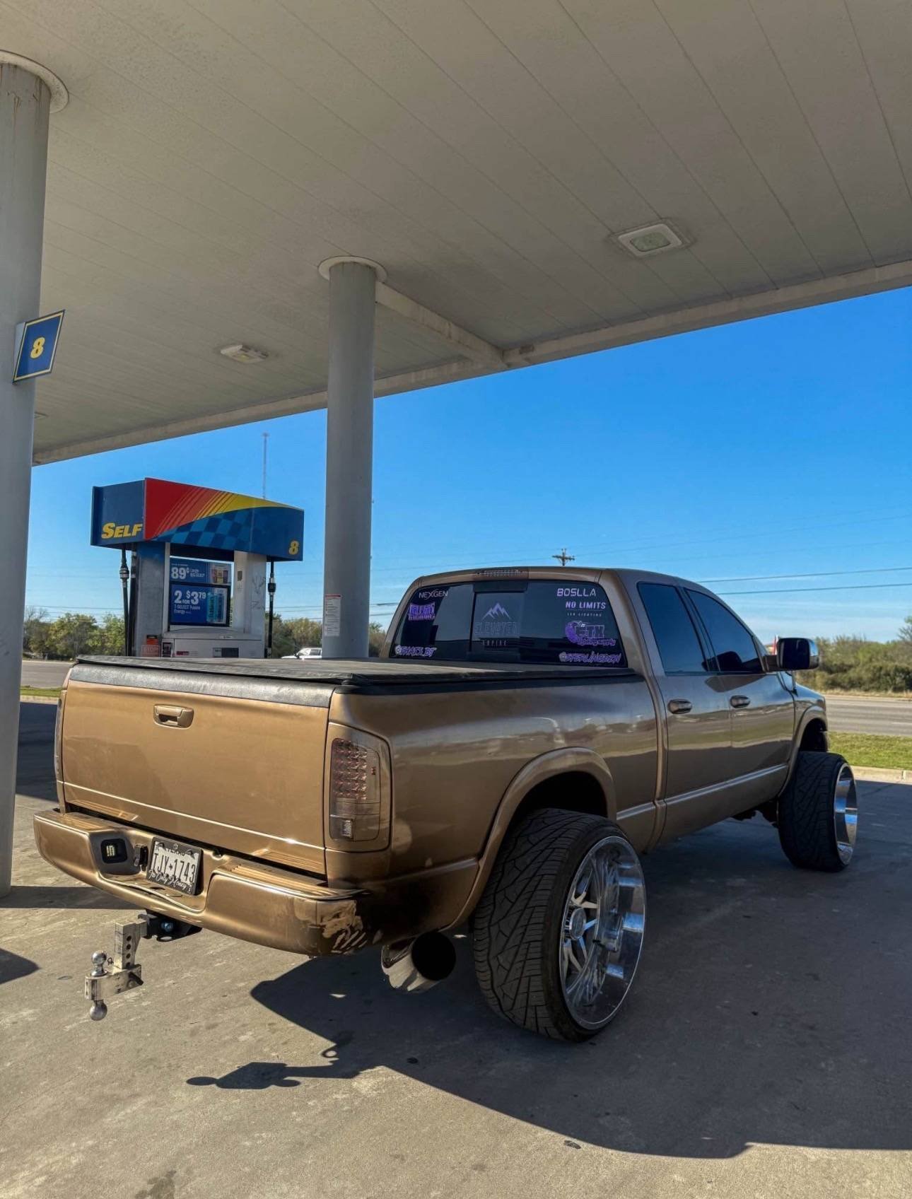 2003 Dodge Ram 2500 · Laramie Pickup 4D 6 1/4 ft
