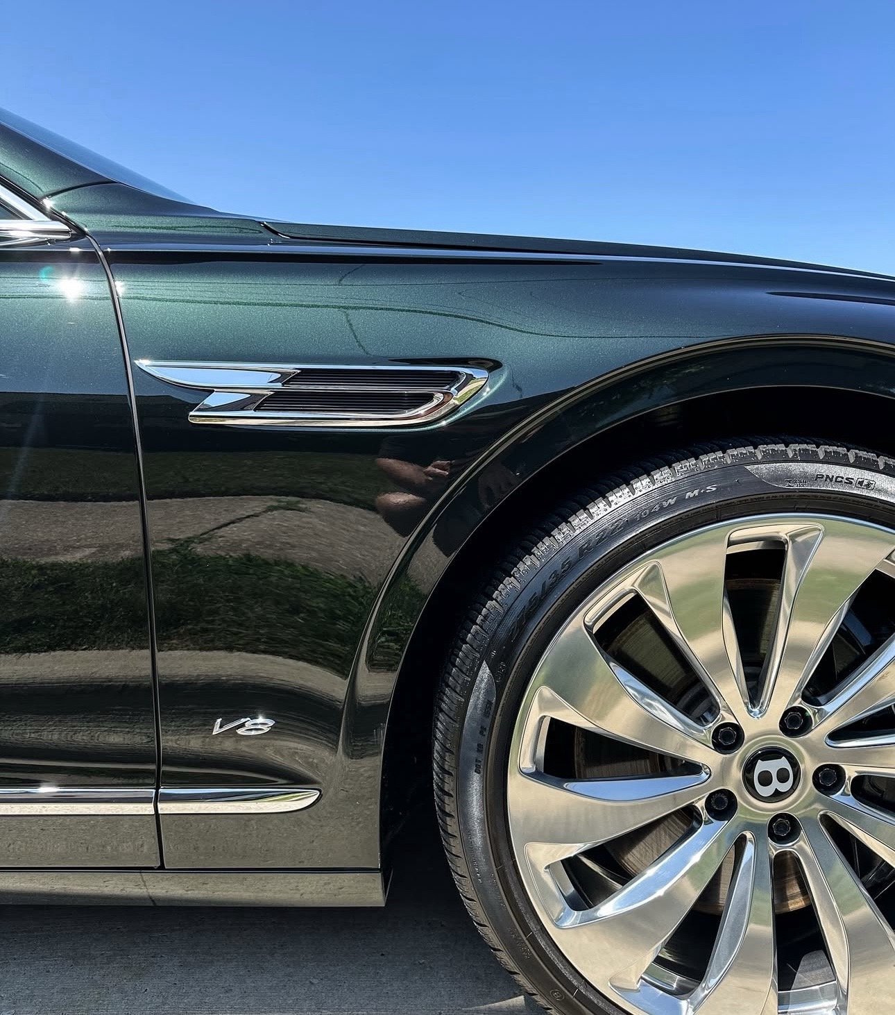 2024 Bentley Flying Spur