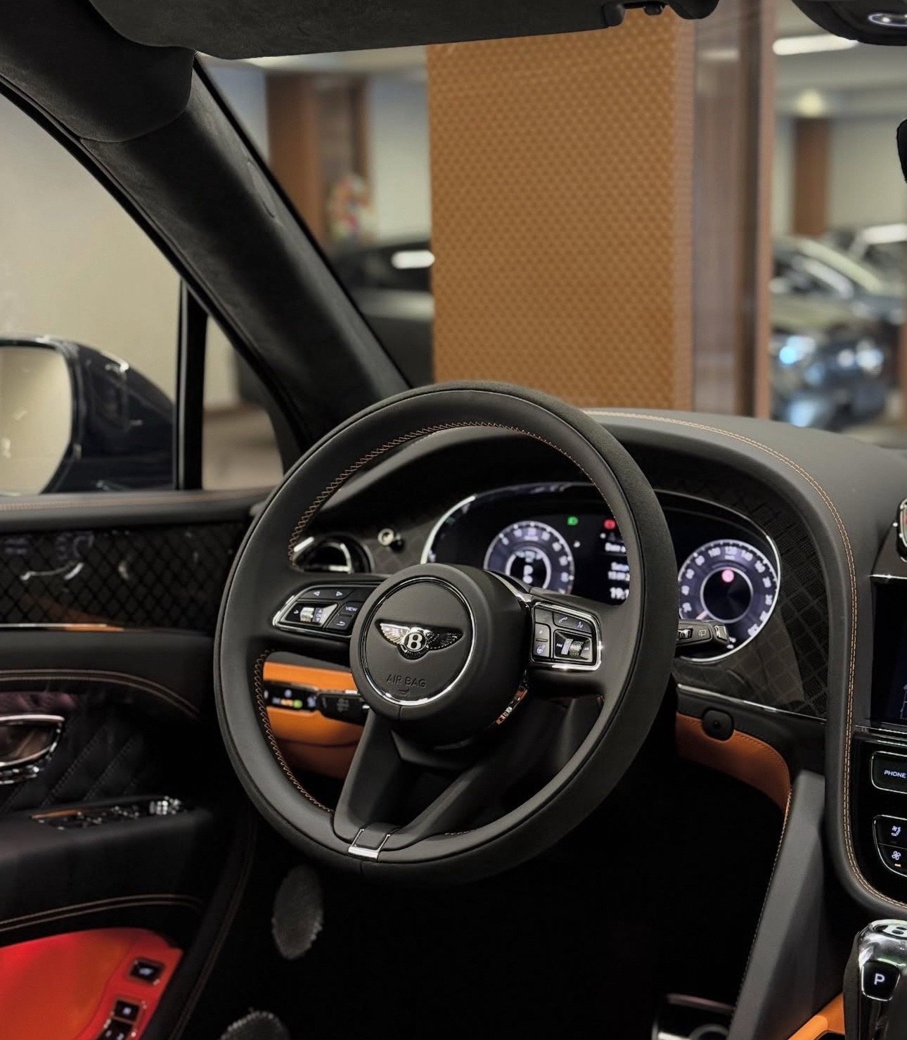 Bentley Bentayga Black Edition
