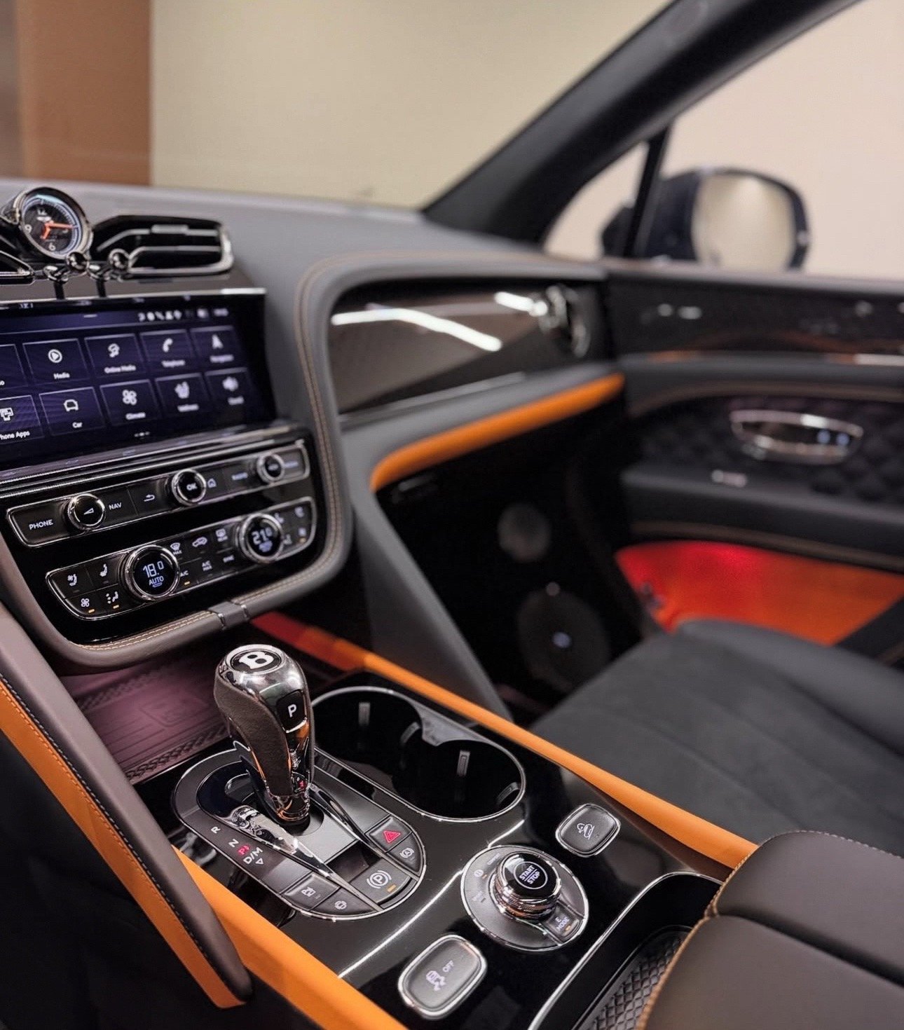 Bentley Bentayga Black Edition