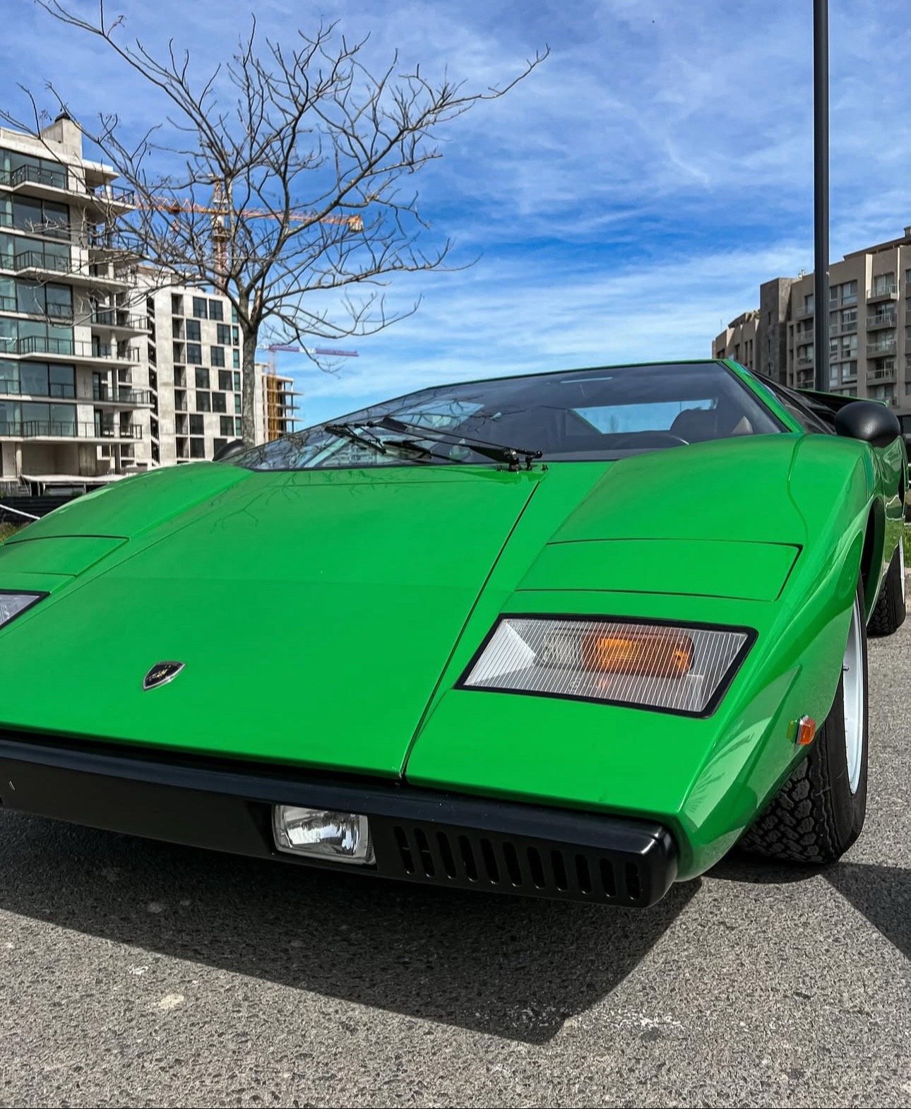 Lamborghini Countach LP400