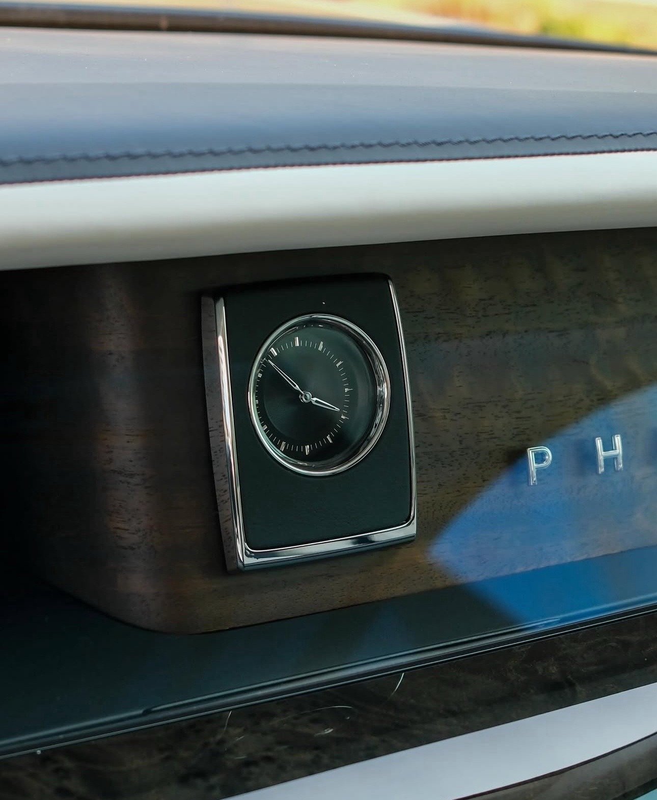 2021 Rolls-Royce Phantom