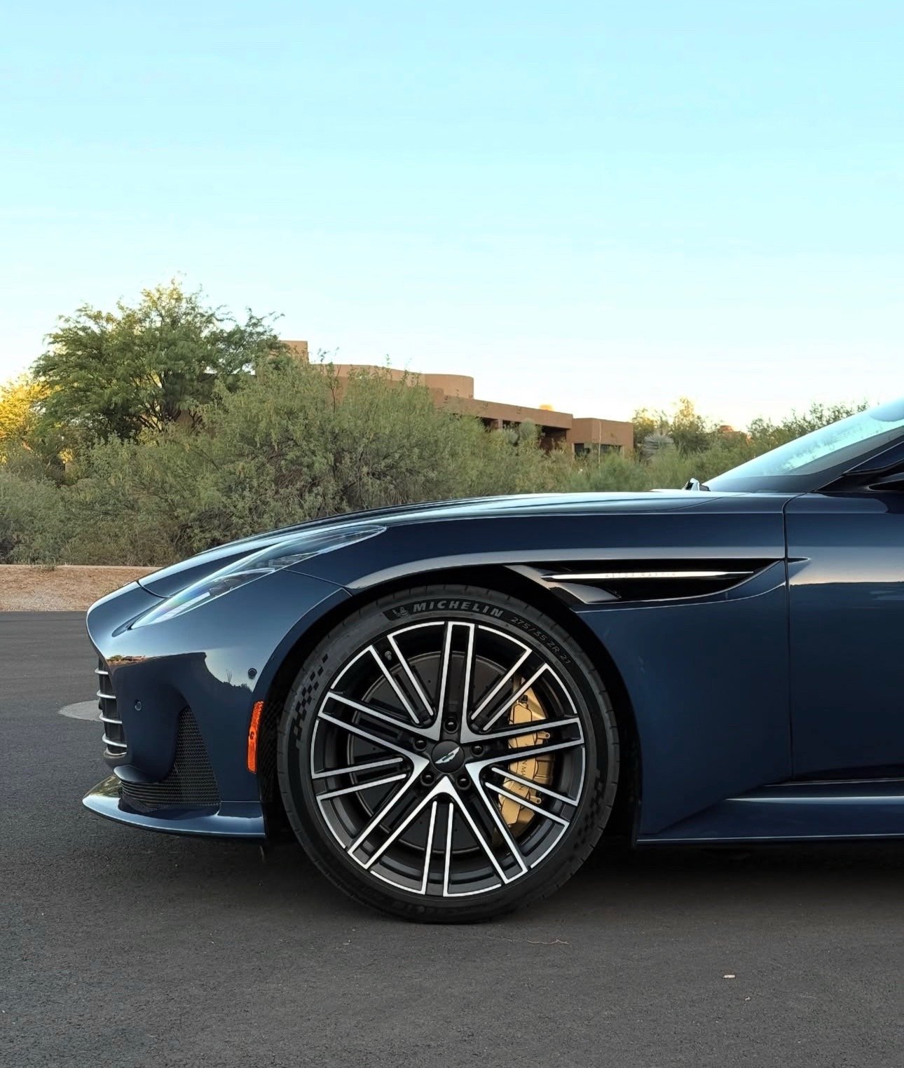 2025 AstonMartin DB12