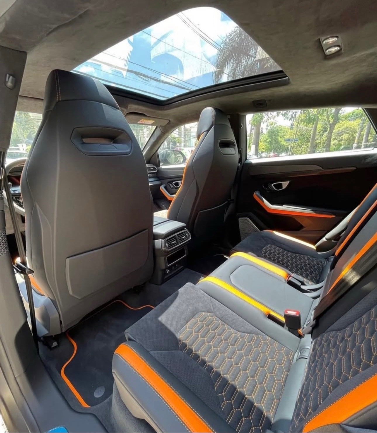 2022 Lamborghini Urus