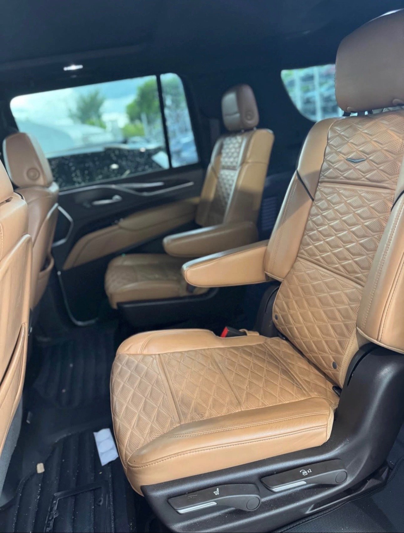 2022 Cadillac Escalade ESV · Premium Luxury Sport Utility 4D